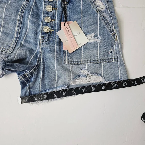 Happily Grey Super High Rise Distressed Striped Denim Shorts Size 1/25 NWT - Picture 13 of 14